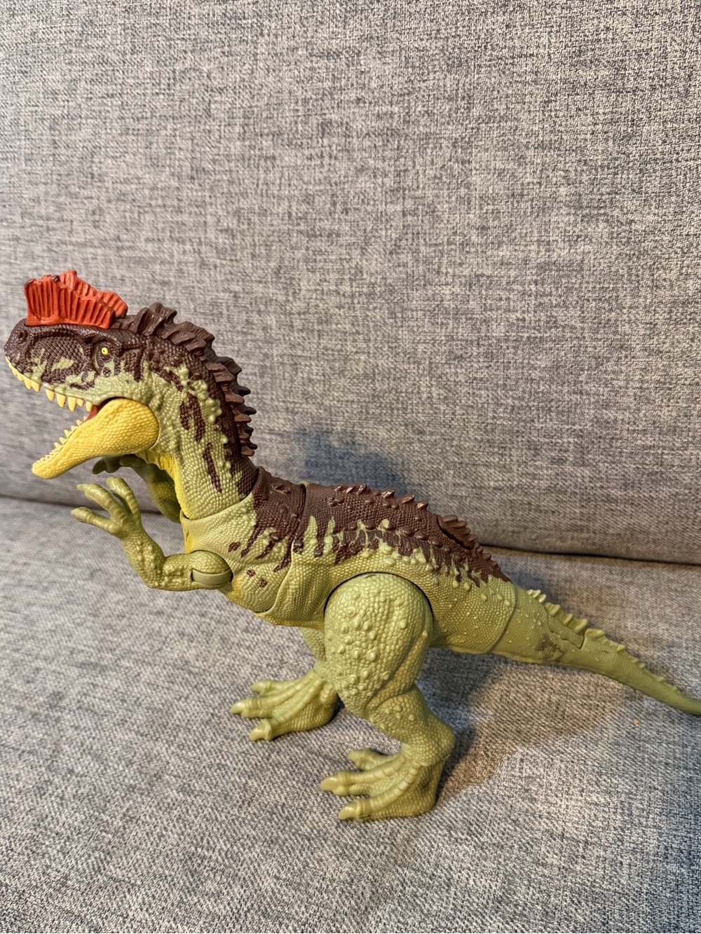 Mattel Jurassic World Dominion Massive Action Yangchuanosaurus Dinosaur GUC